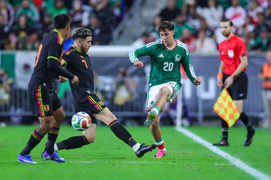 mexico vs peru (1)