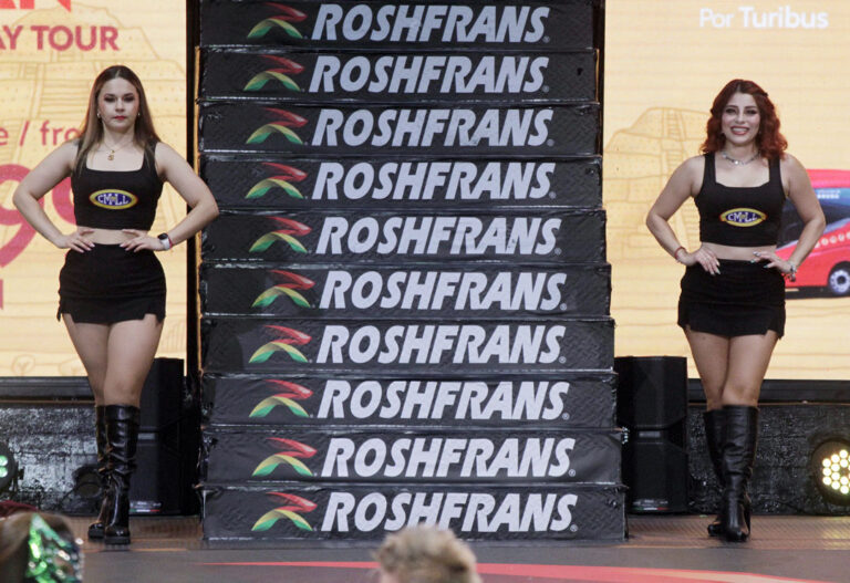 sandy hernandez y stephanie guerrero (2)