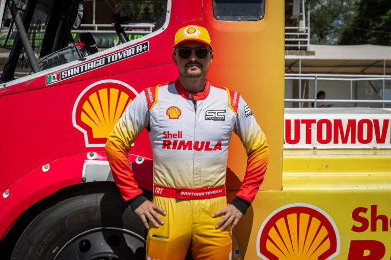 Santiago-Tovar-El-Arabe-Racing-Team-by-Compass-Blue (2)