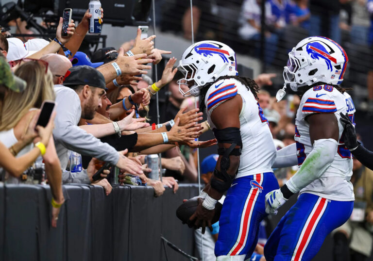 buffalo bills vs las vegas raiders (2)