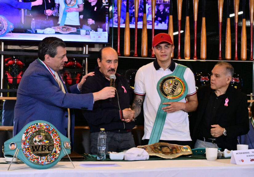 entrega de cinturon a DEMOLEDOR estrada