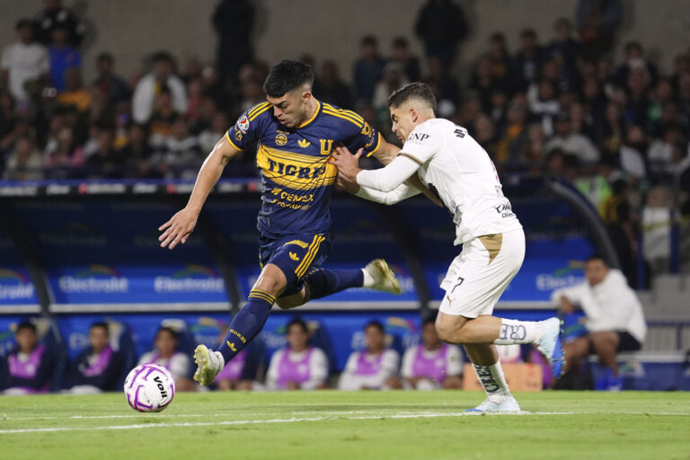 pumas vs tigres (1)
