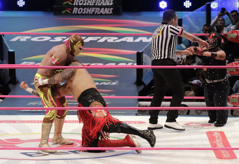 zandokan junior vs mascara dorada (1)